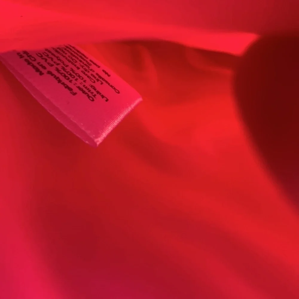 ELIZABETH Arden Hot Pink Ruched Cosmetic Case
